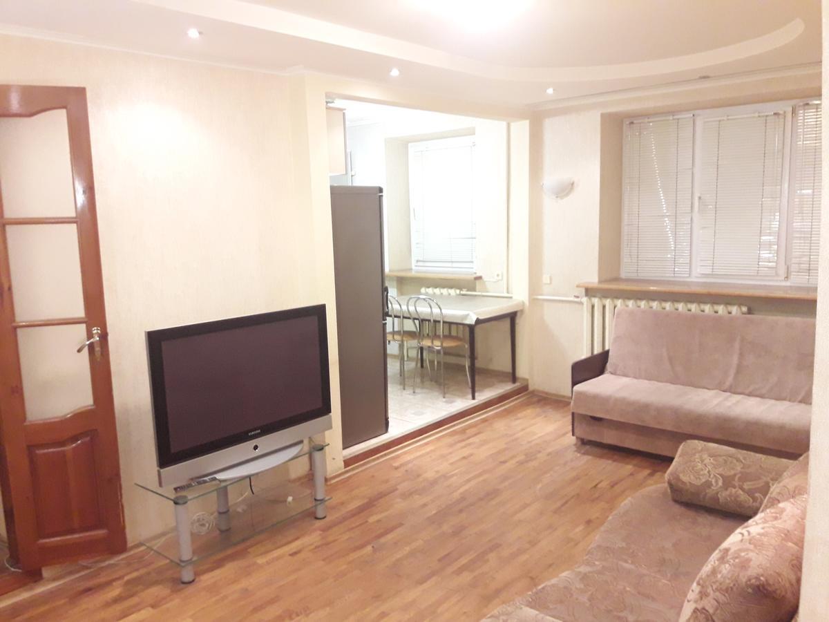 Appartment Near M. 23 Serpnya Carcóvia Exterior foto